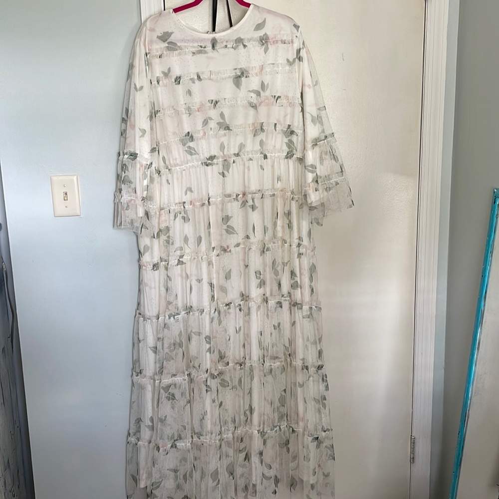 Dainty Jewell’s French Vineyard Dress.